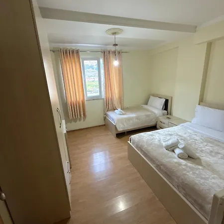 فندق Bar-hotel Irdi 5*