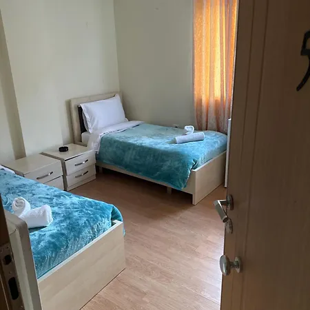 Bar-hotel Irdi فندق