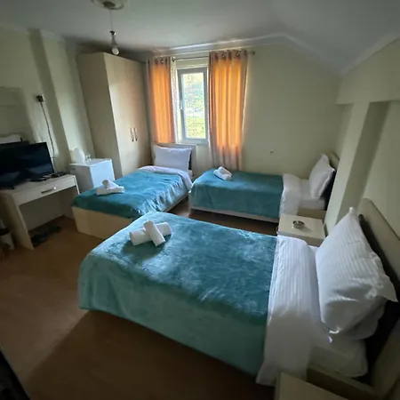 Bar-hotel Irdi 酒店 Bulqize