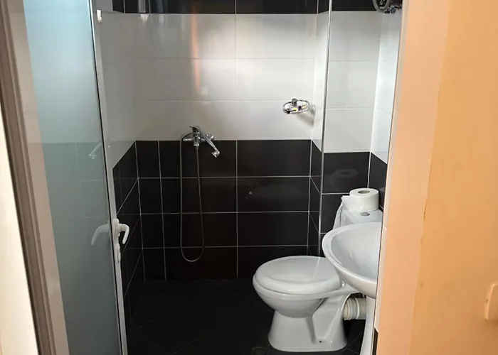 Bar-hotel Irdi Hotel 5*